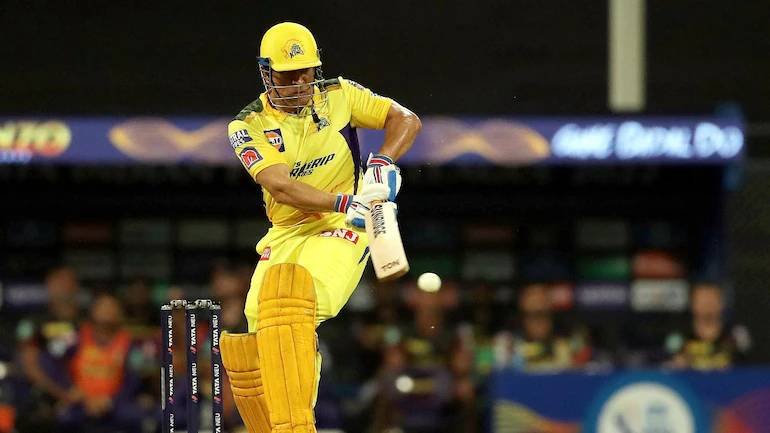 MS Dhoni has made world record during CSK vs LSG match of Tata IPL 2022 become 6th player to scored 7000 runs